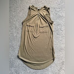 2 for 1 price Ardene Khaki and Black Tank Tops with Zipper and Pockets